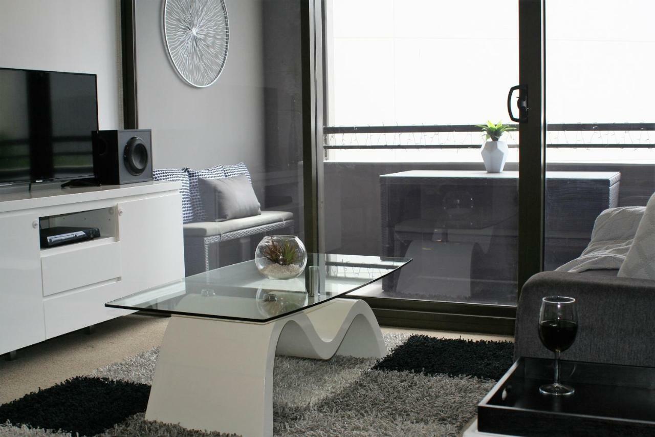 Governor Luxe 1 Bedroom Apartment In The Heart Of Barton Wifi Gym Wine Secure Parking Canberra Kingston ภายนอก รูปภาพ